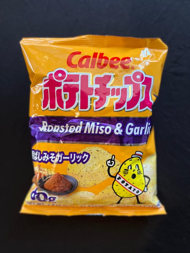 Calbee Potato Chips Miso & Garlic.