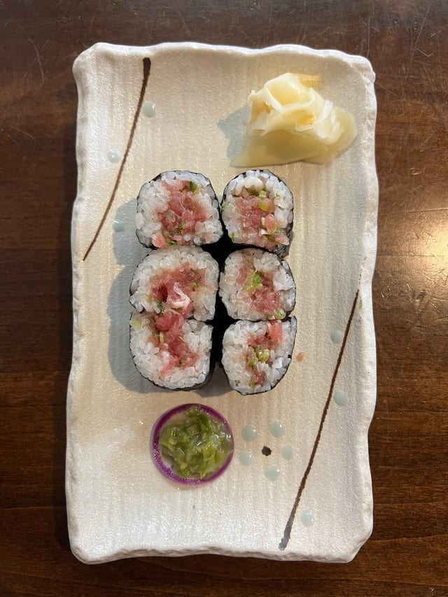 Negi Toro Roll.